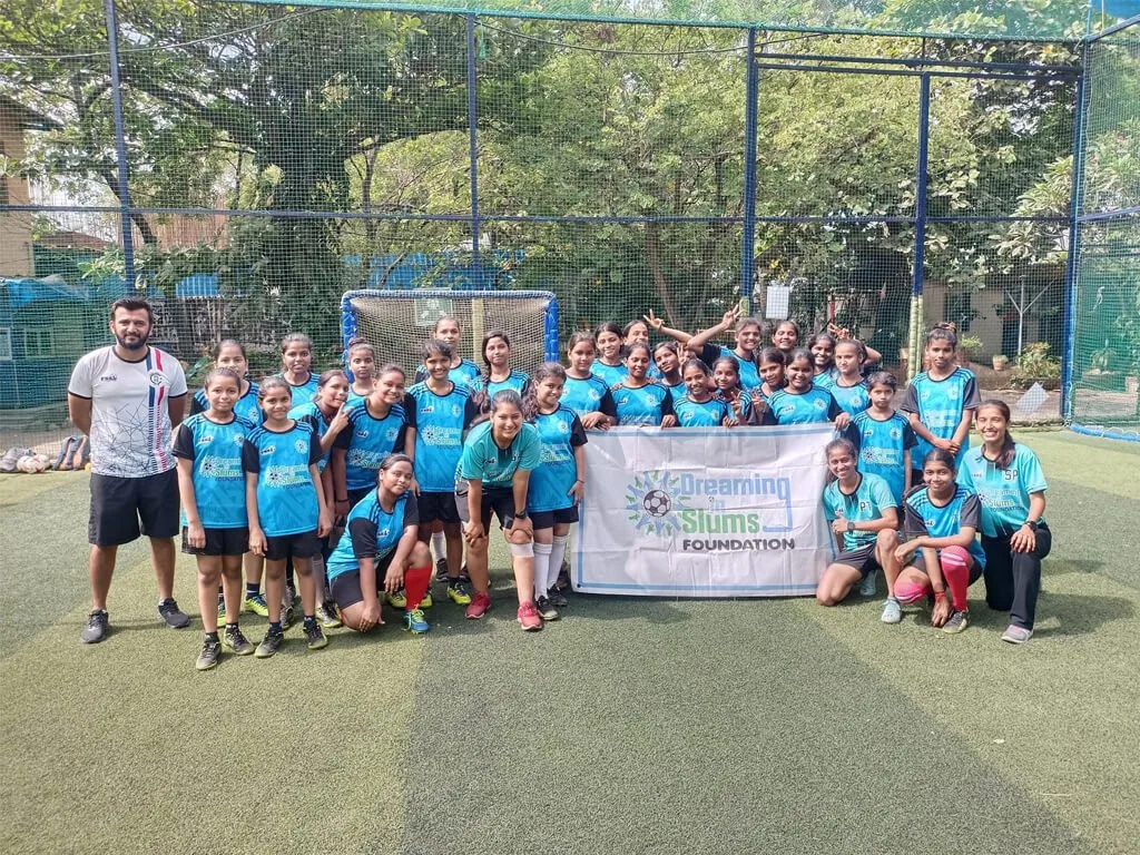 120 Jersey’s Sponsored to the girls, including Coaches by FSSA